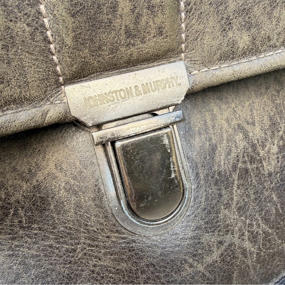 Johnston & Murphy black leather Messenger Laptop Carry On Bag Briefcase - Picture 2 of 11